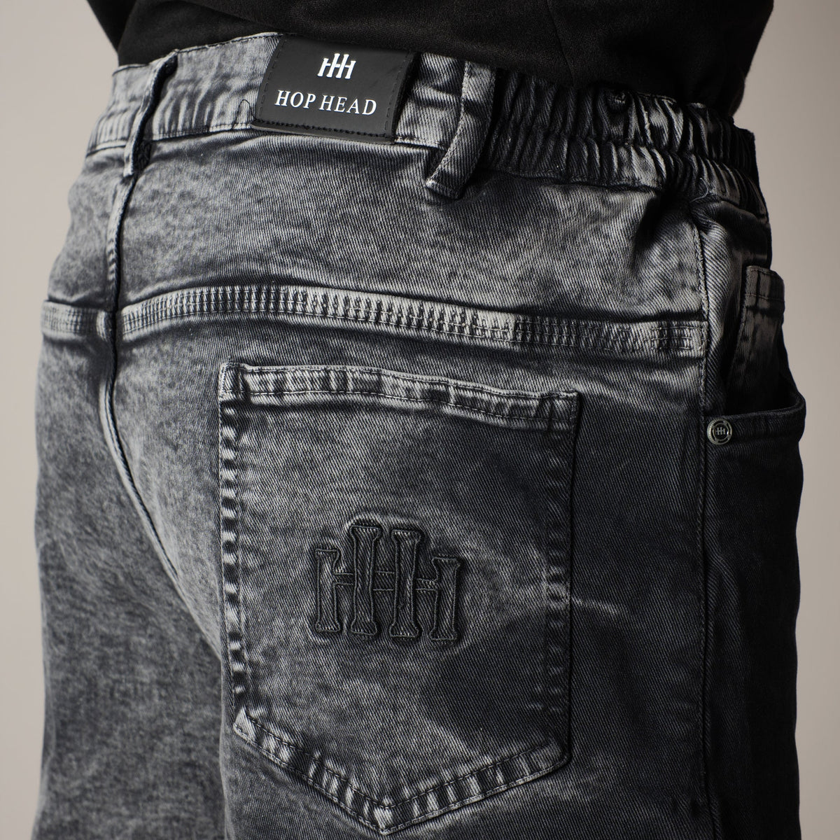 BLACK BLIZZARD WASH DENIM