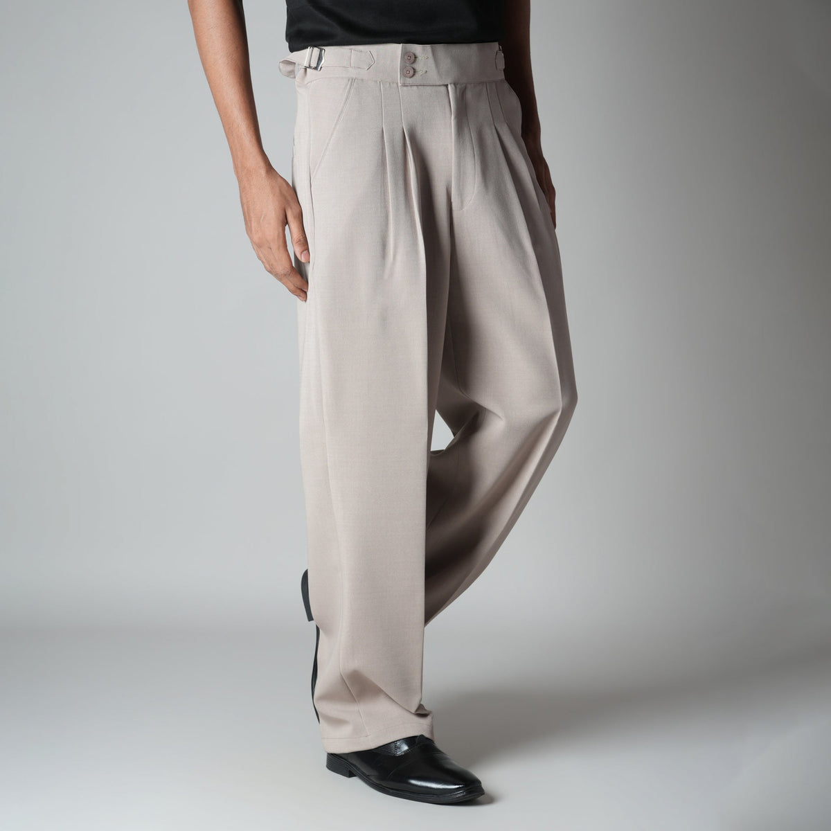 BEIGE DOUBLE PLEAT STRAIGHT FIT TROUSER