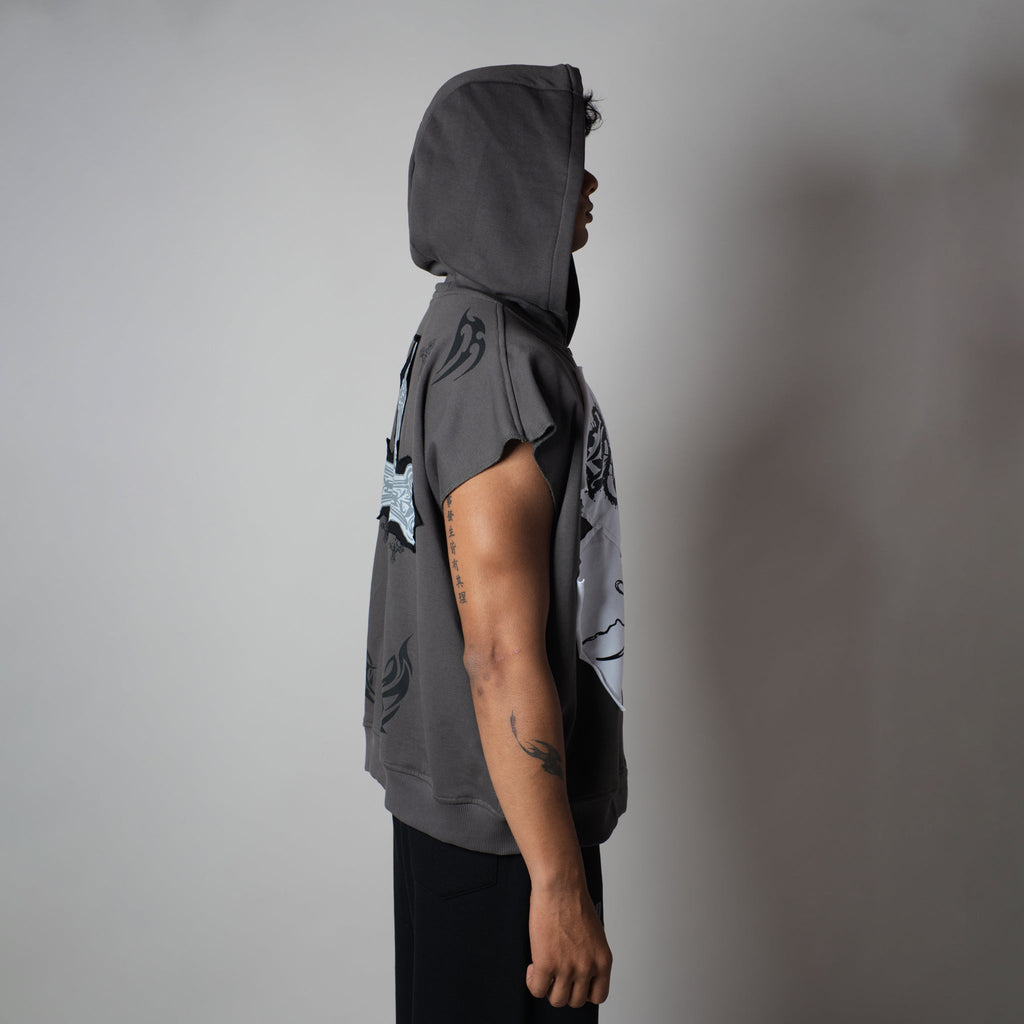 VOID CROSS SLEEVELESS HOODED VEST