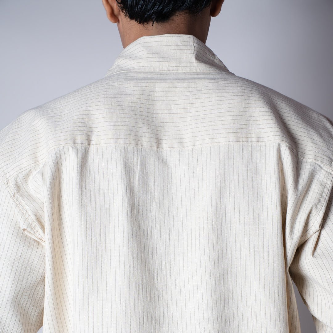 BEIGE VERTICAL STRIPED ZIPPER JACKET