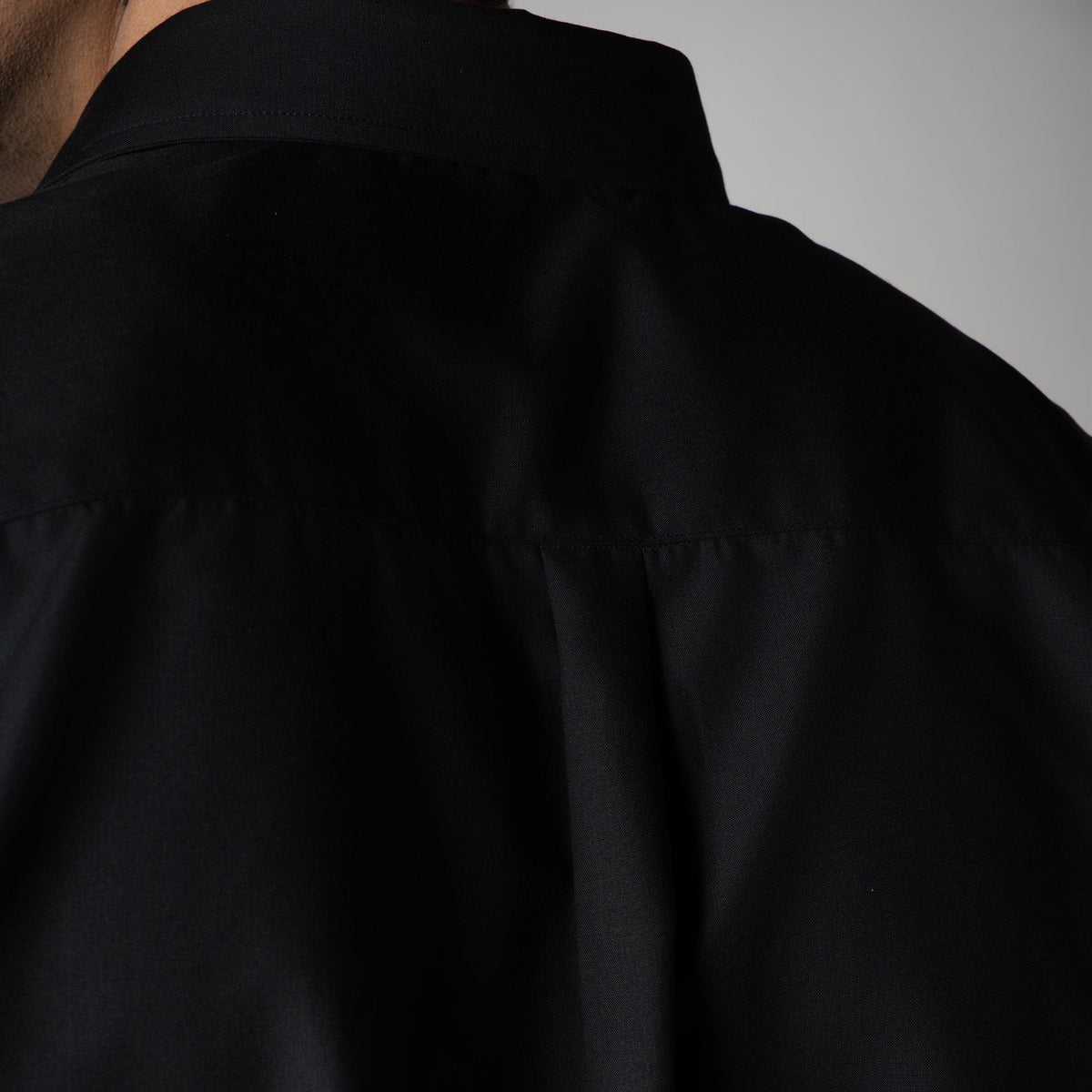 BLACK FEATHER SHIRT