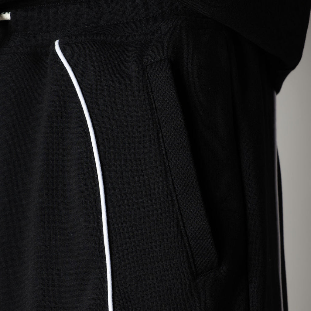 BLACK DAILY RUN SWEATPANT