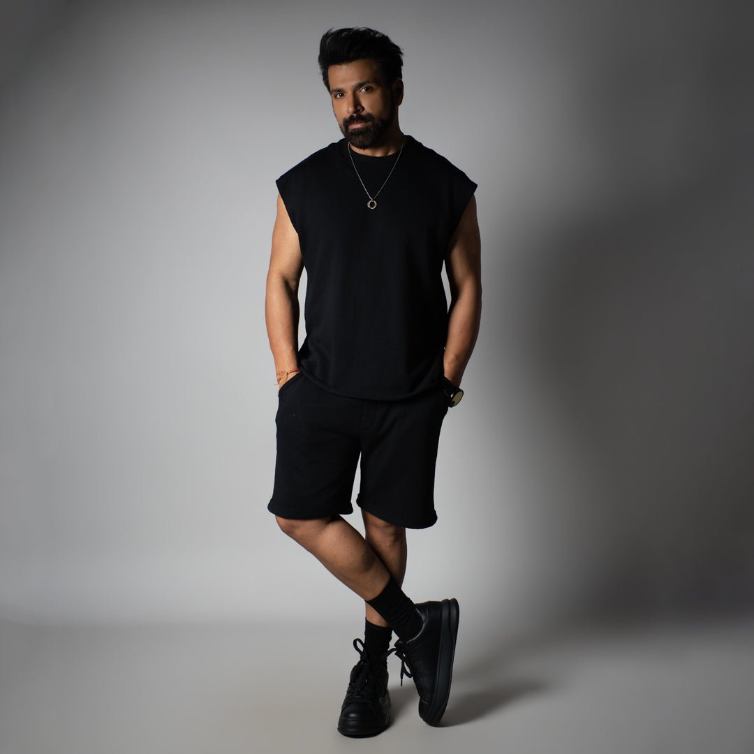 BLACK ESSENTIAL BASIC SHORT