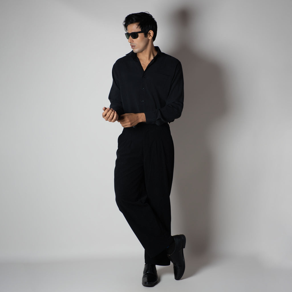 BLACK ESSENTIAL SUEDE LUXE SHIRT
