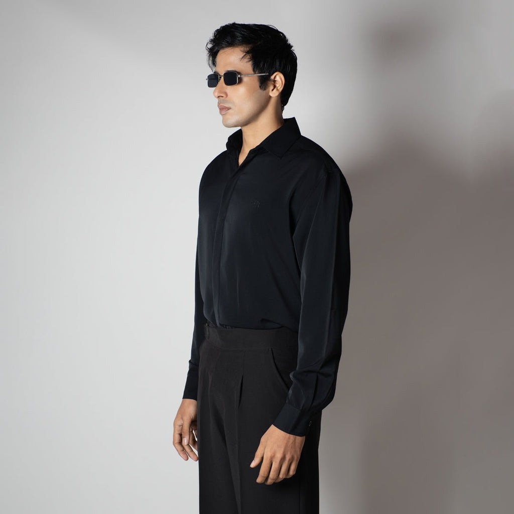 BLACK KOREAN ULTRALITE SHIRT