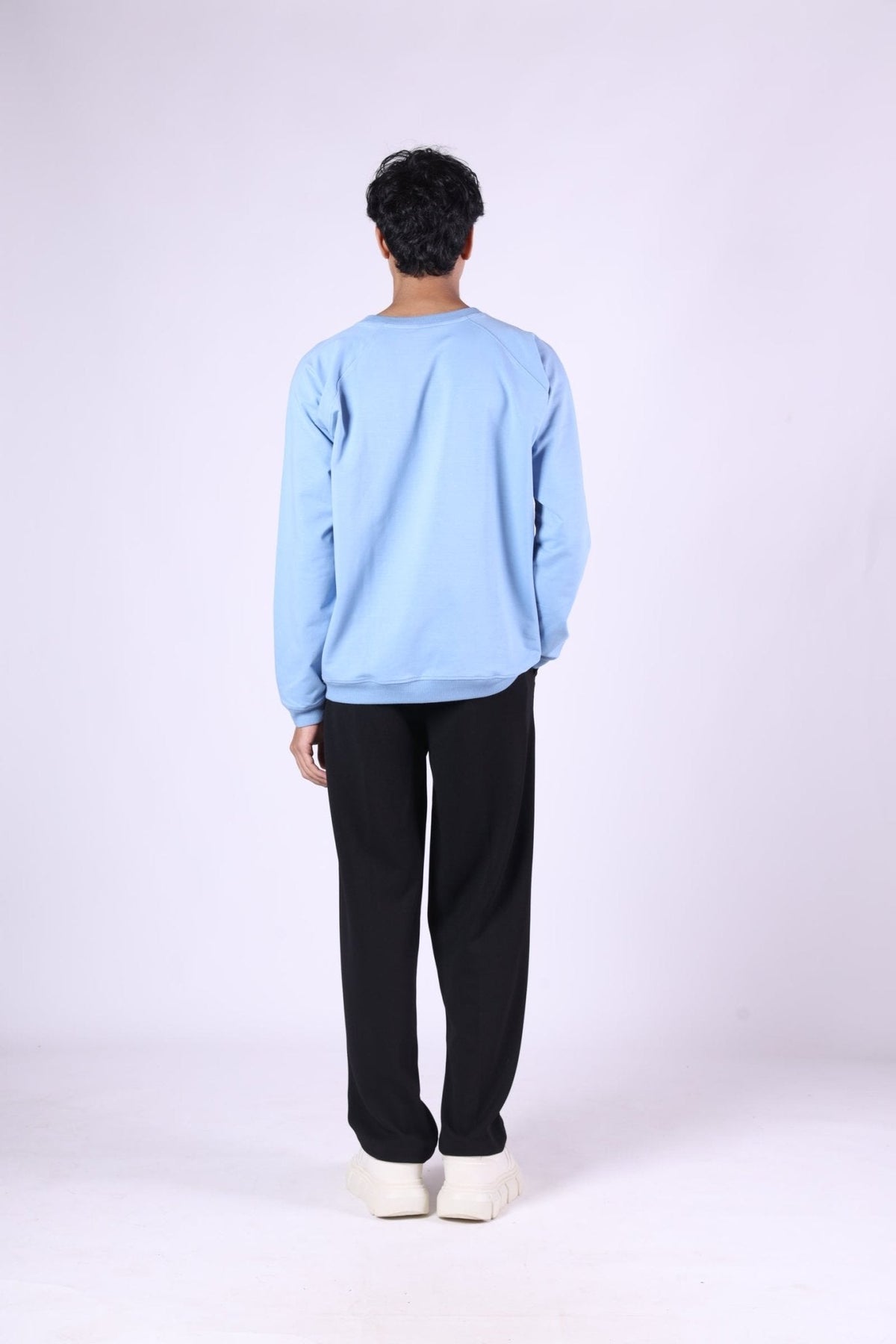 BLUE SWEATSHIRT