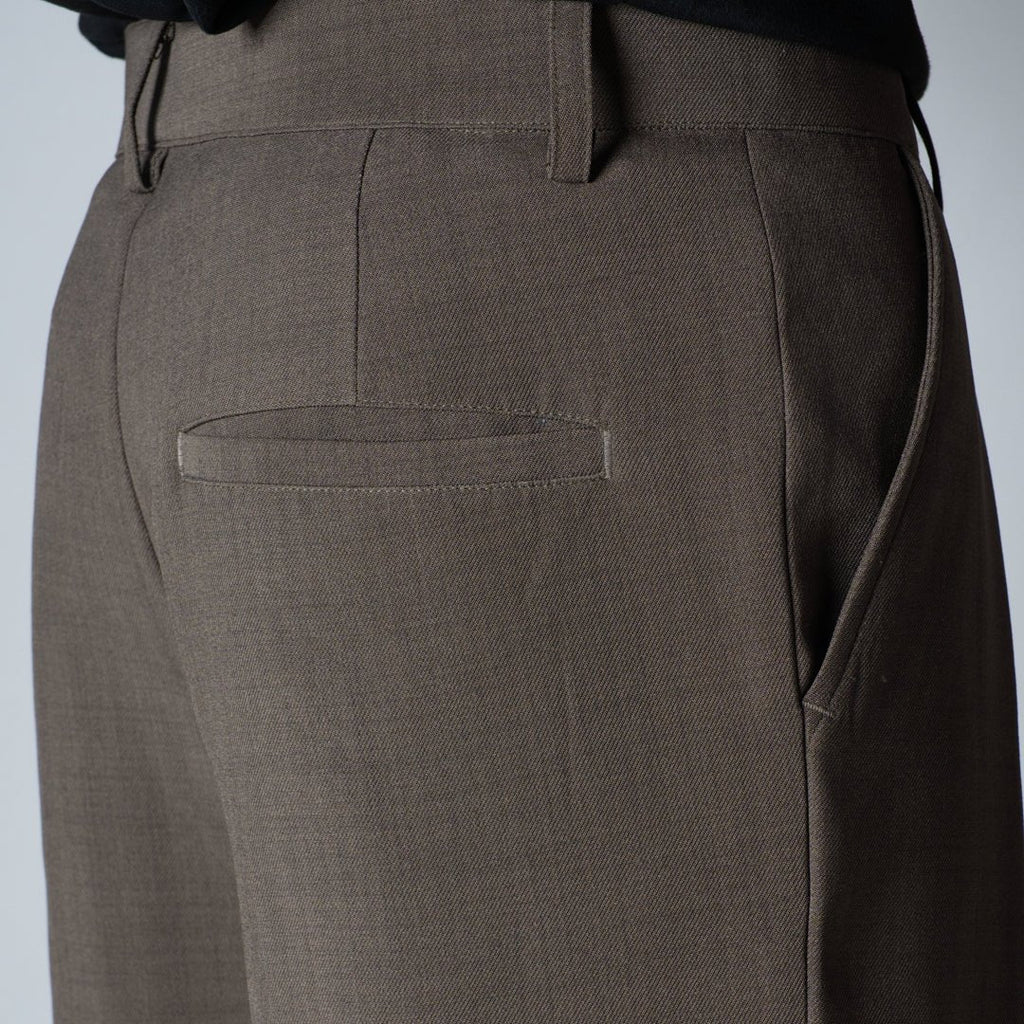 BROWN CROSS PLEAT TROUSER