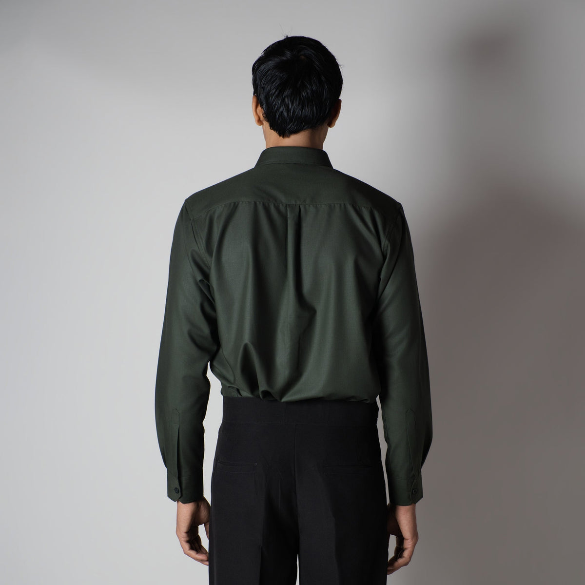 GREEN FEATHER SHIRT