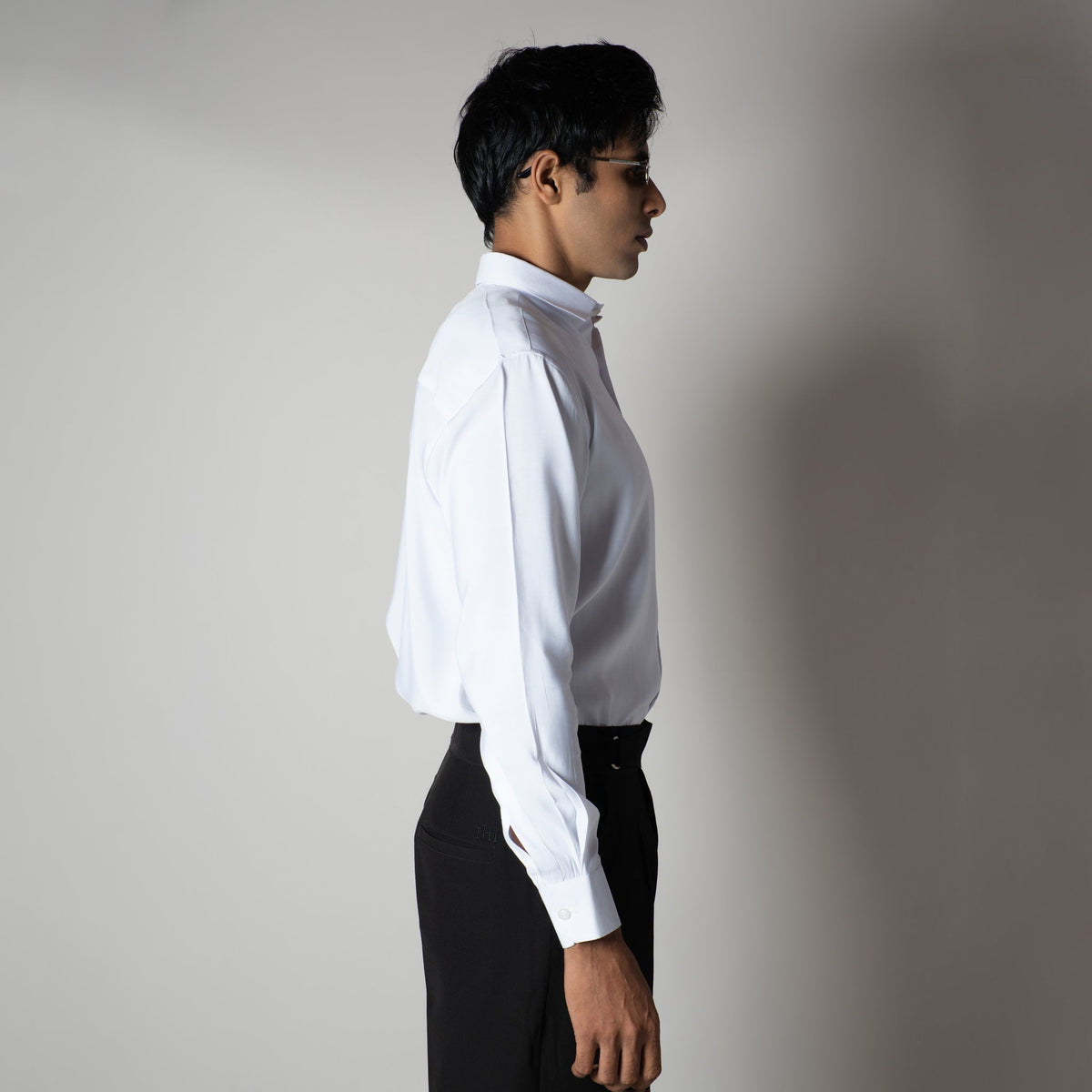 WHITE ESSENTIAL SUEDE LUXE SHIRT