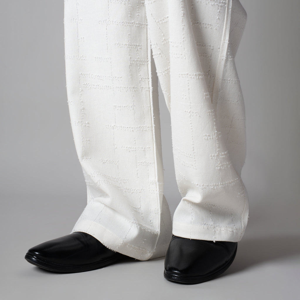 WHITE ROOFING BOOT CUT DENIM