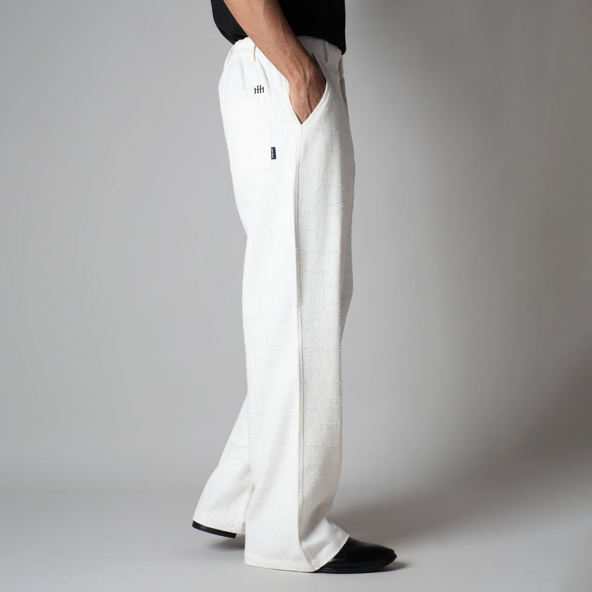 WHITE ROOFING BOOT CUT DENIM